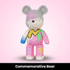 Ted Bricks Riesenbär aus Bausteinen (über 5.000 Teile)